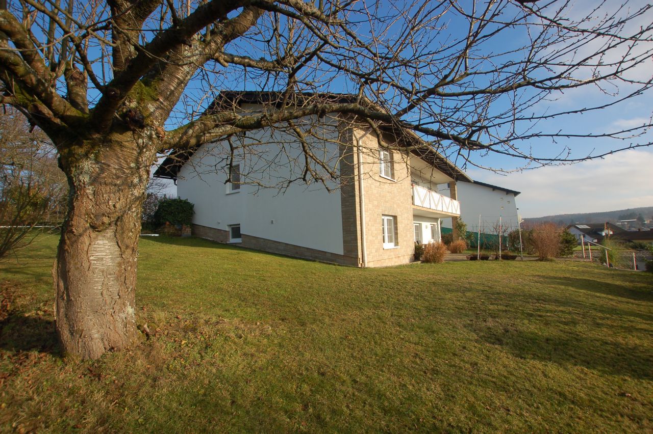 VERKAUFT! - Sehr schönes und gepflegtes Einfamilienhaus mit Einliegerwohnung in Lützelbach zu verkaufen!