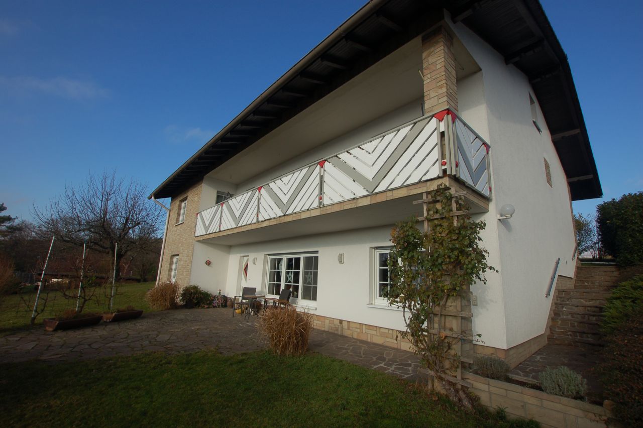 VERKAUFT! - Sehr schönes und gepflegtes Einfamilienhaus mit Einliegerwohnung in Lützelbach zu verkaufen!