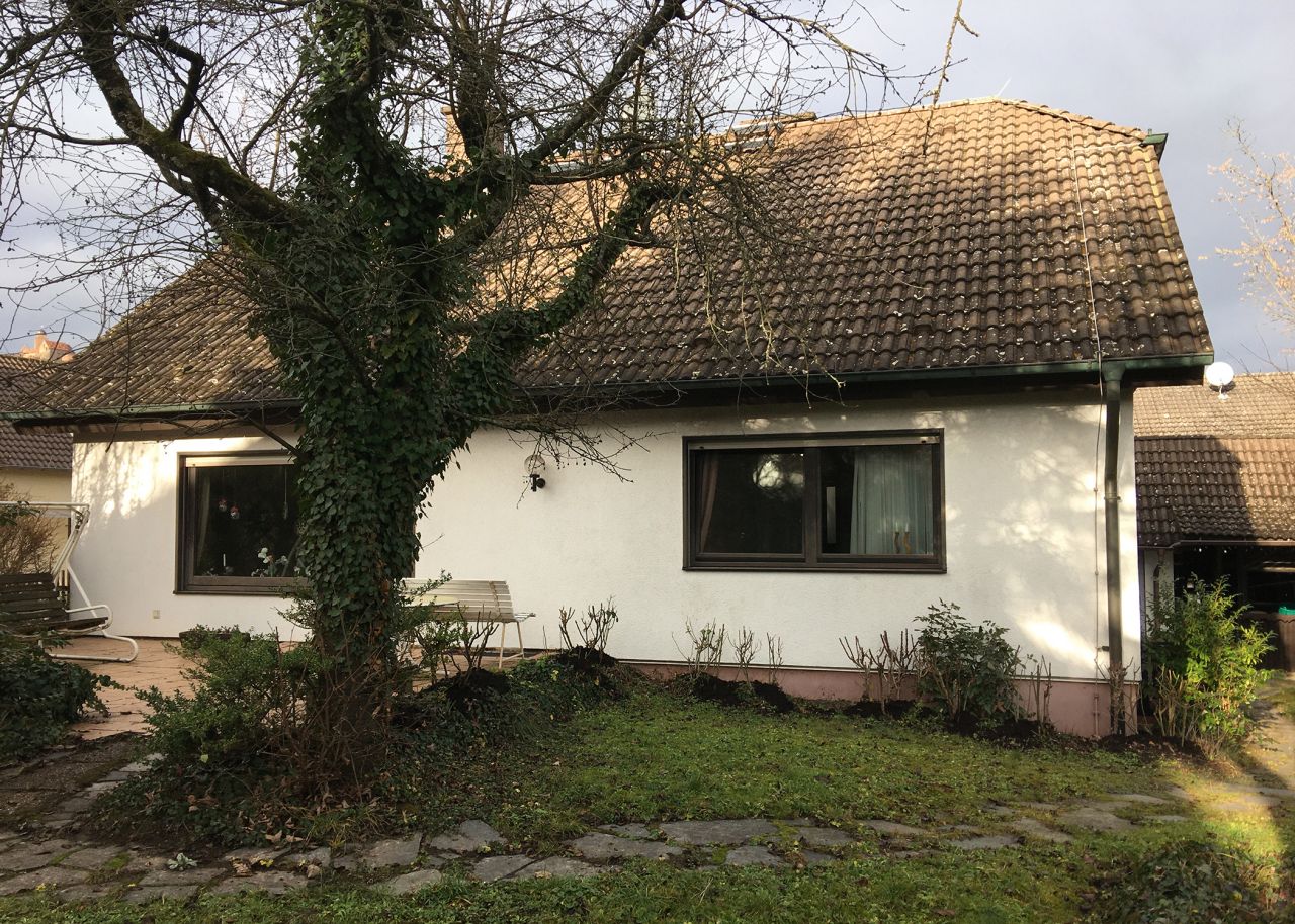 VERKAUFT! - Schönes Einfamilienhaus mit großem Garten in Rai-Breitenbach zu verkaufen!