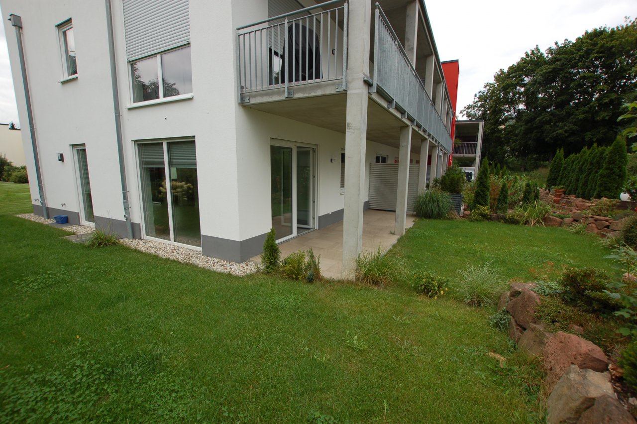 Erdgeschoßwohnung mit Garten  an eine Person zu vermieten!