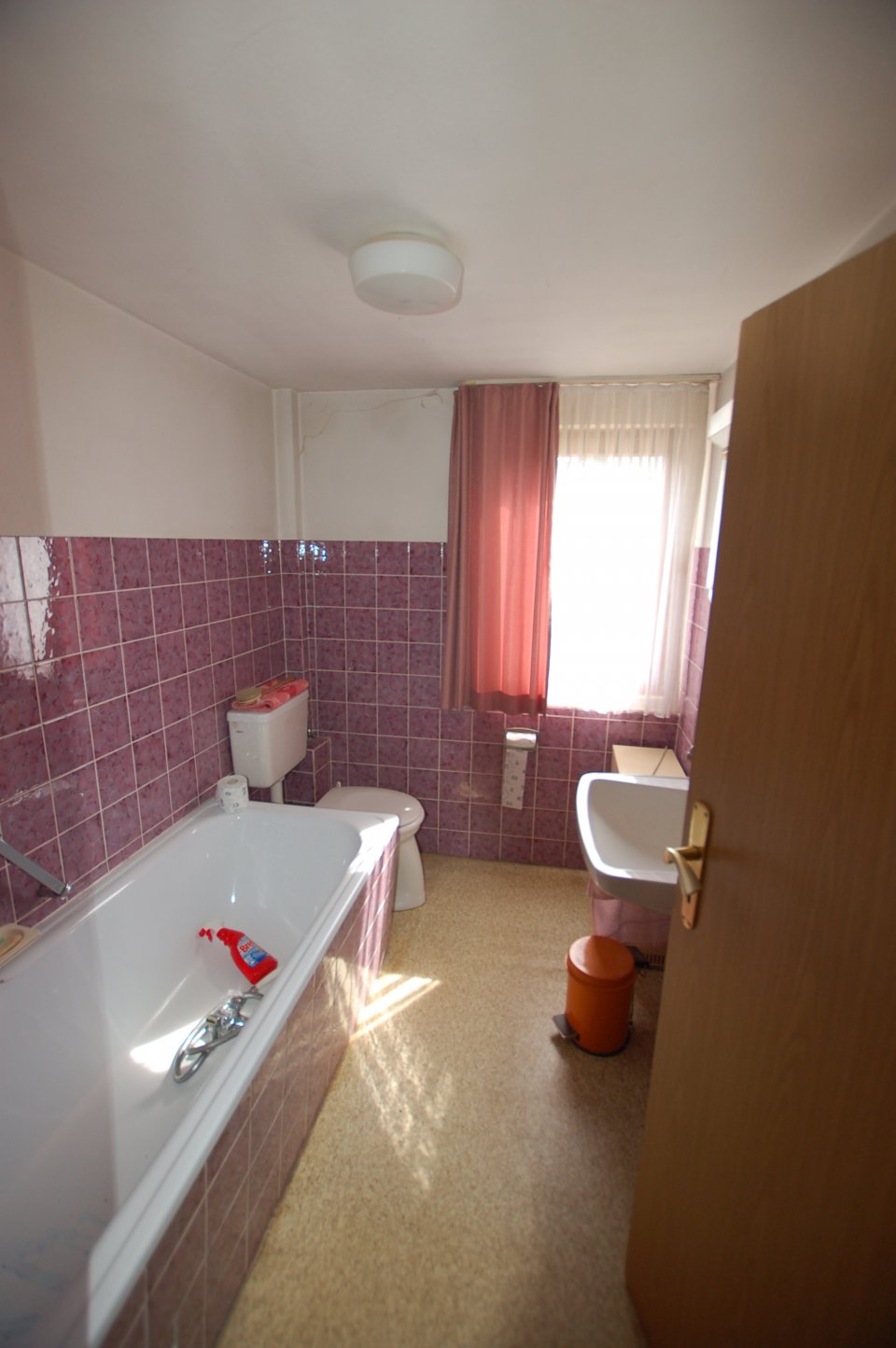 VERKAUFT!- Einfamilien-Doppelhaushälfte mit Scheune und Gärtchen in Gammelsbach zu verkaufen