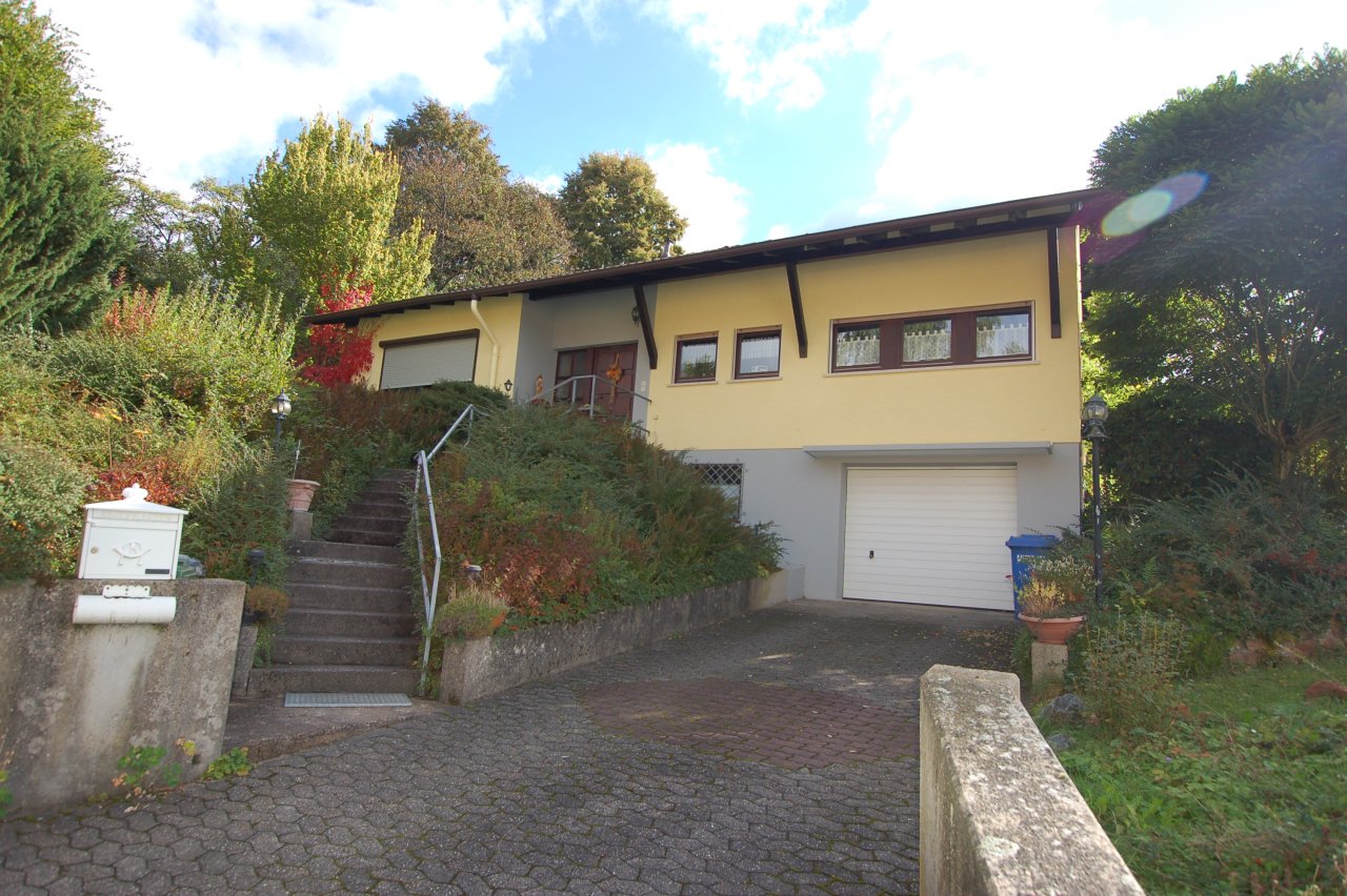 Vermietet! - Einfamilienhaus in Michelstadt / Weiten-Gesäß zu vermieten!