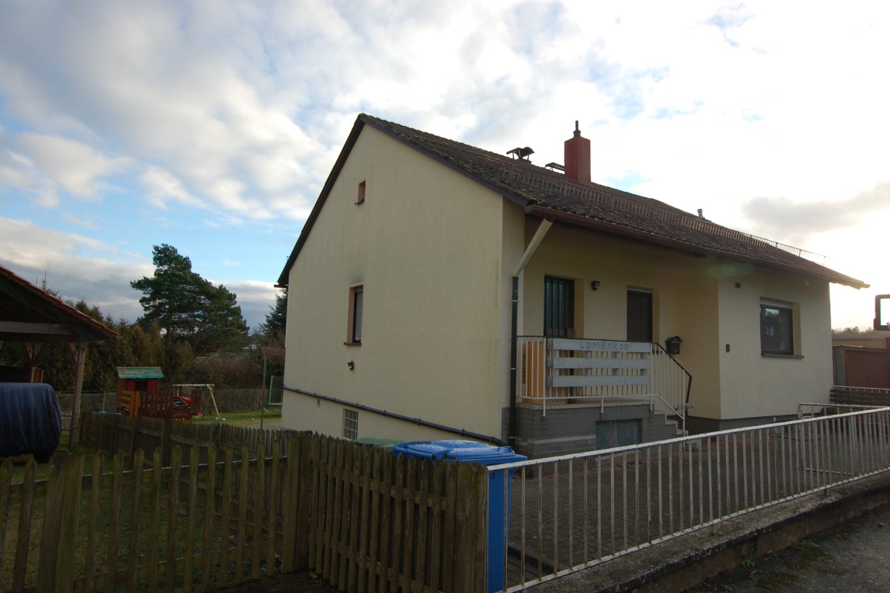 VERKAUFT ! - Freistehendes Einfamilienhaus in Vielbrunn zu verkaufen!