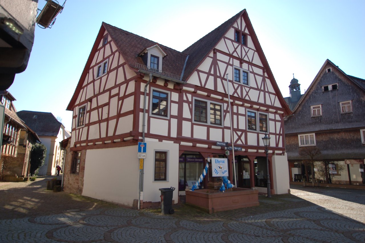 VERMIETET!- Stadtwohnung mitten in Michelstadt zu vermieten!